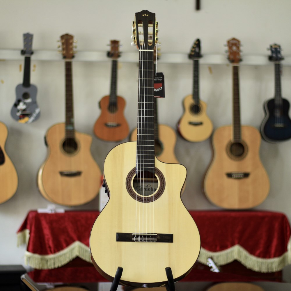 GUITAR CLASSIC CORDOBA C5-CE SP